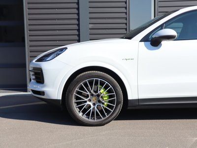 2020 Porsche CAYENNE thumbnail 46