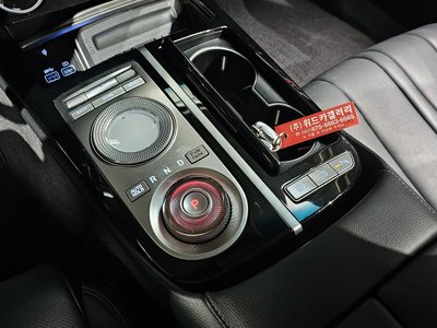GENESIS G80 (RG3) - 9