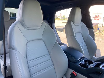 2021 Porsche CAYENNE — миниатюра 35