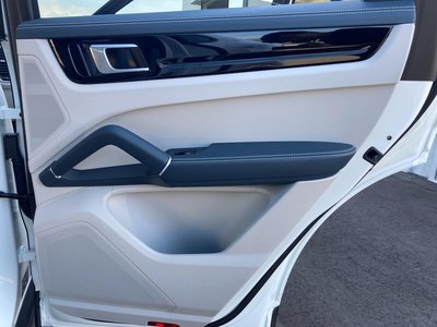 2021 Porsche CAYENNE — миниатюра 51