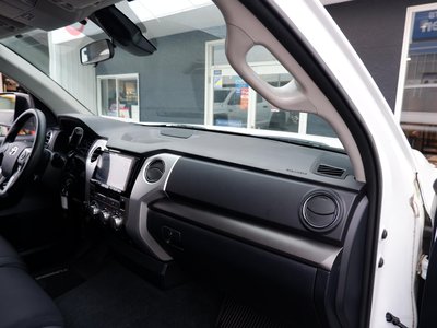 2018 Toyota TUNDRA 缩略图 47