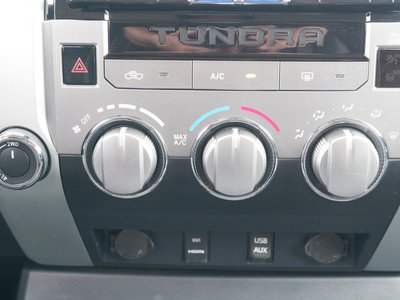 2018 Toyota TUNDRA 缩略图 40