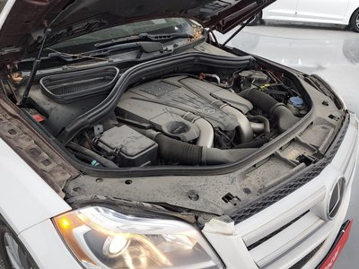 MERCEDES-BENZ GL - 7