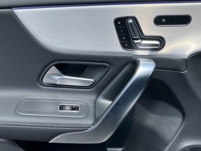 MERCEDES-BENZ A-CLASS - 10