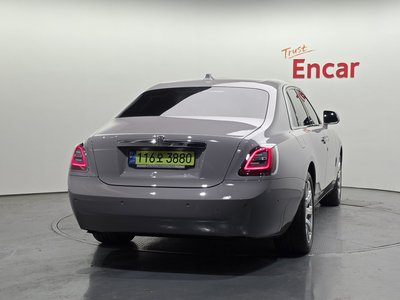 ROLLS-ROYCE GHOST - 3