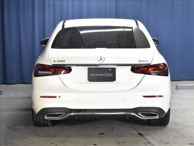 MERCEDES-BENZ E-CLASS - 4