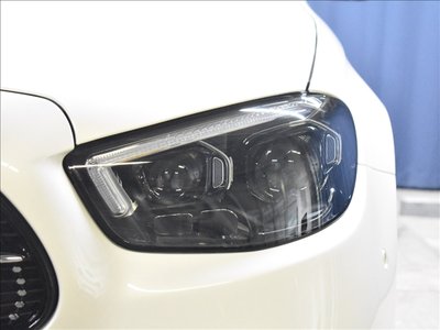 MERCEDES-BENZ E-CLASS - 7