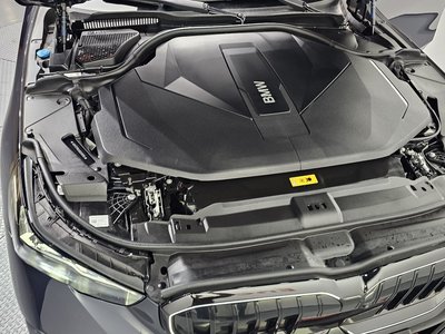 2025 BMW I5 photo 7