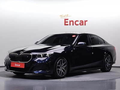 2025 BMW I5 photo 1