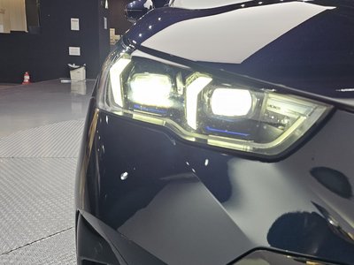 2025 BMW I5 photo 9