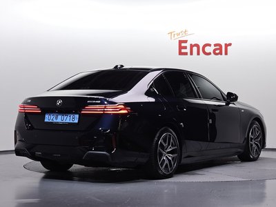 2025 BMW I5 photo 4