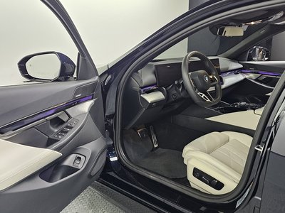 صورة مصغرة 13 لـ 2025 BMW I5