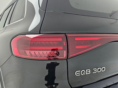 MERCEDES-BENZ EQB - 6