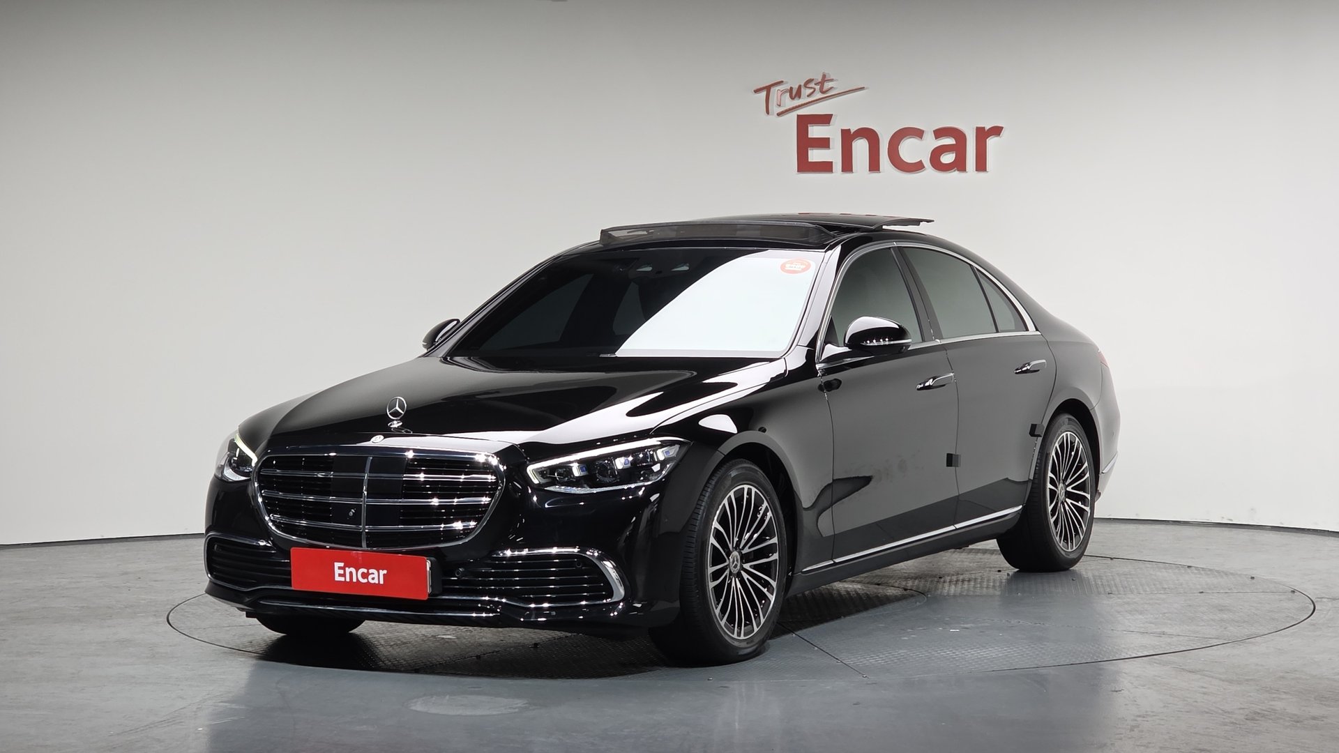 MERCEDES-BENZ S-CLASS - View 1