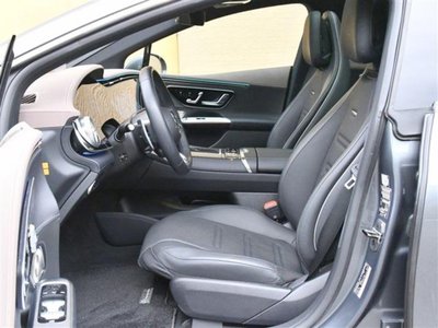 2024 Mercedes-BENZ EQE AMG — миниатюра 33