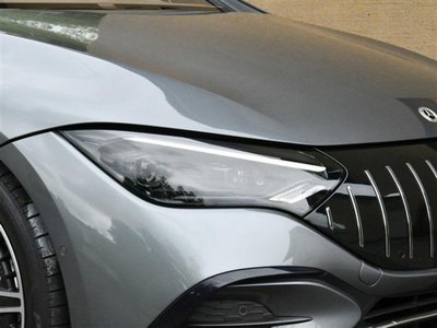 2024 Mercedes-BENZ EQE AMG 照片 9