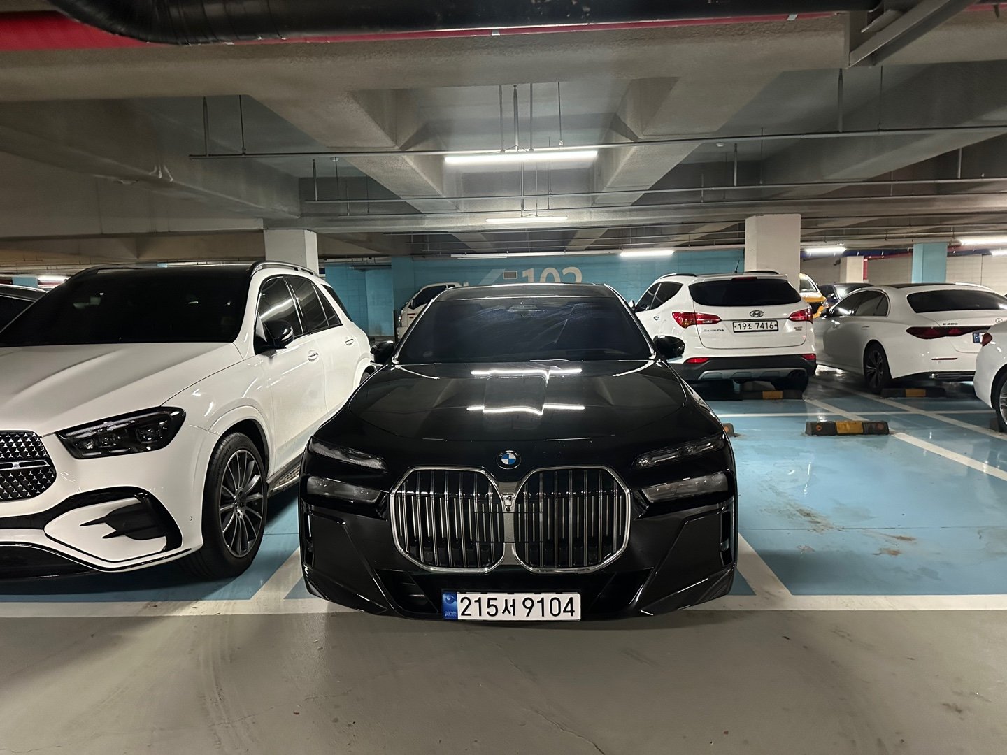 BMW 7 SERIES - View 1