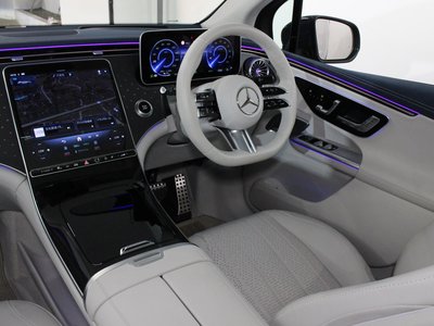 2024 Mercedes-BENZ EQE — миниатюра 43