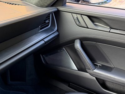 2025 Porsche 911 — миниатюра 16