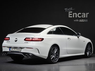 MERCEDES-BENZ E-CLASS - 4