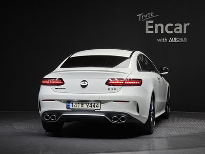 MERCEDES-BENZ E-CLASS - 3