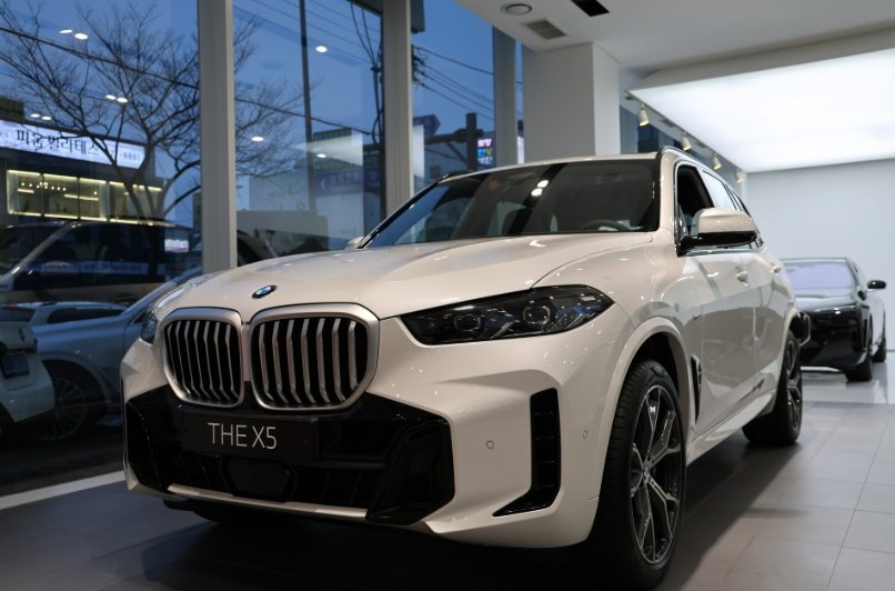 BMW X5 - View 1