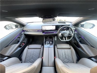 BMW 5 SERIES - 7
