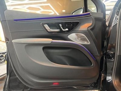 MERCEDES-BENZ EQS - 9