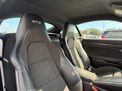 PORSCHE 718 CAYMAN GTS 4.0 - 9