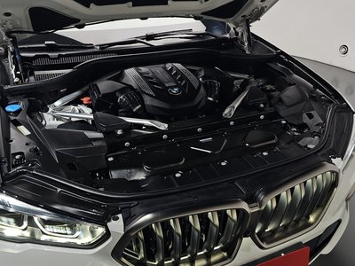 BMW X6 - 8