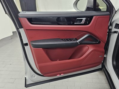 2020 Porsche CAYENNE 缩略图 14