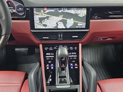 2020 Porsche CAYENNE 缩略图 18