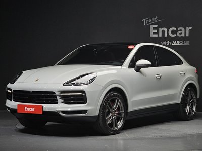 2020 Porsche CAYENNE photo 1