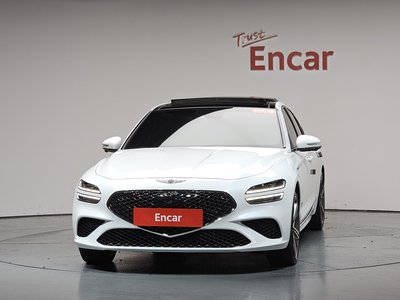 صورة 2 لـ 2025 Genesis THE NEW G70