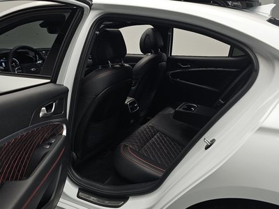 2025 Genesis THE NEW G70 缩略图 17