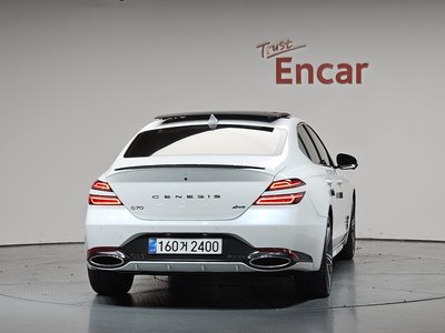 صورة 4 لـ 2025 Genesis THE NEW G70