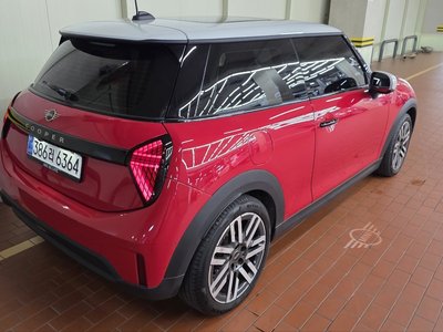 صورة 4 لـ 2025 MINI COOPER C