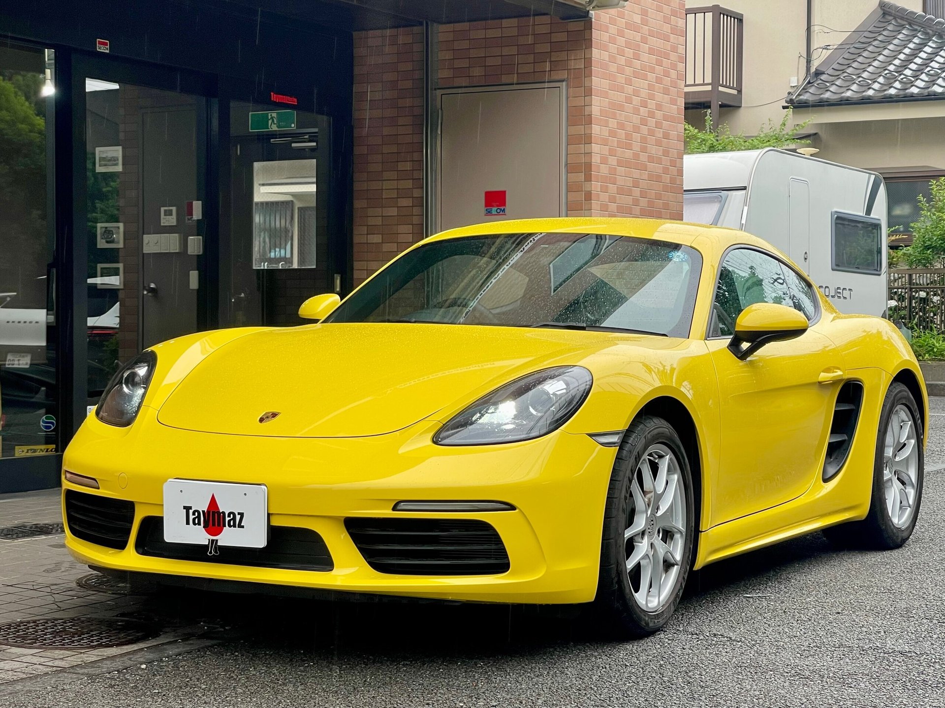 PORSCHE 718 CAYMAN - View 1