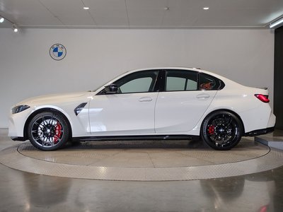 2025 BMW M3 SEDAN — фото 9