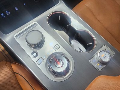 صورة مصغرة 13 لـ 2023 Genesis GV80