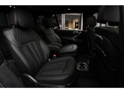 صورة مصغرة 22 لـ 2025 BMW X7