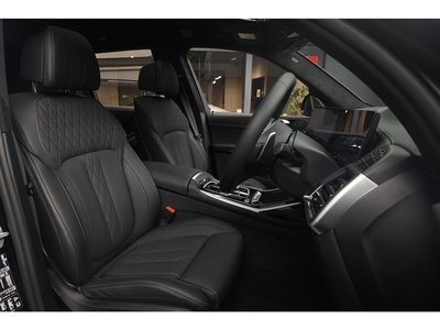صورة مصغرة 17 لـ 2025 BMW X7