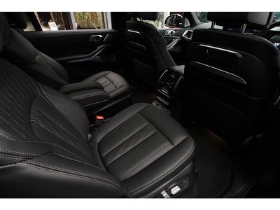 صورة مصغرة 20 لـ 2025 BMW X7