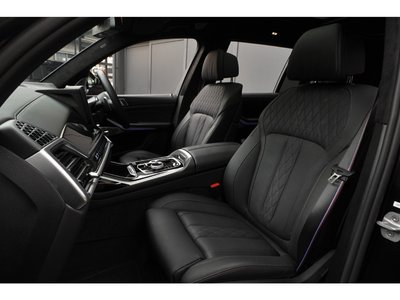 صورة مصغرة 18 لـ 2025 BMW X7