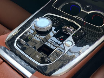 صورة مصغرة 30 لـ 2024 BMW X7