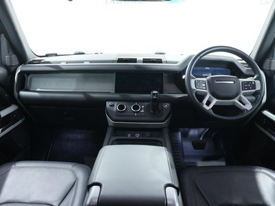 2022 LAND Rover DEFENDER — фото 5