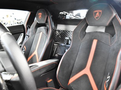 LAMBORGHINI AVENTADOR - 10