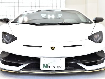 LAMBORGHINI AVENTADOR - 2