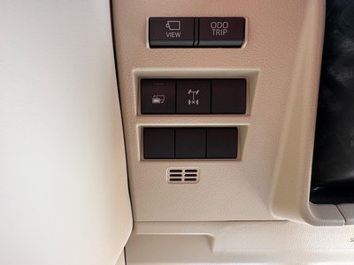 2024 Toyota LAND CRUISER 300 缩略图 41