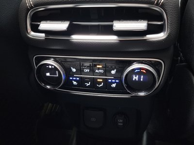 2021 Genesis GV80 — миниатюра 19